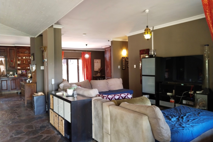 4 Bedroom Property for Sale in Broederstroom North West